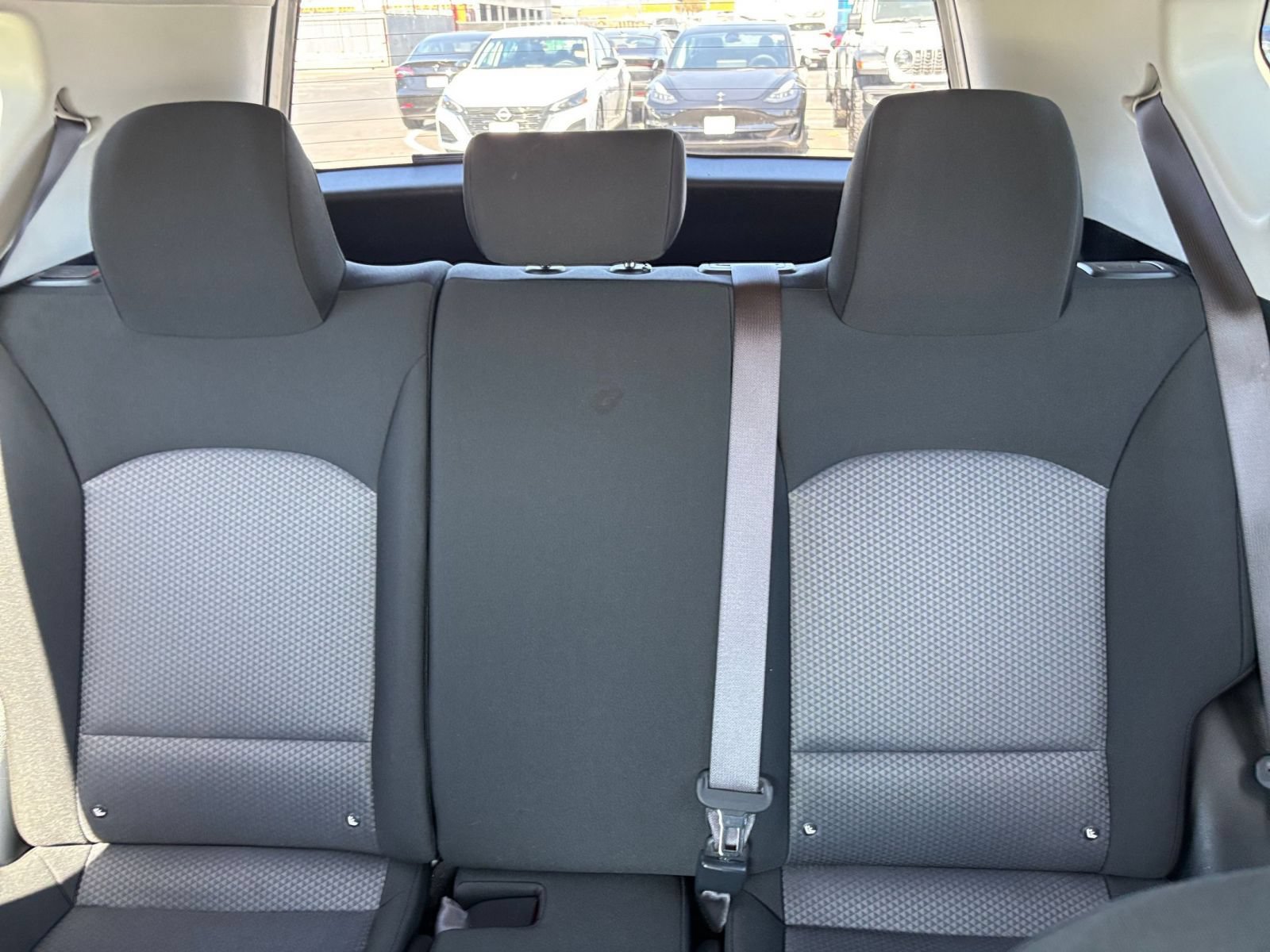 Used 2025 Kia Soul LX w/ LX Technology Package FWD image 38