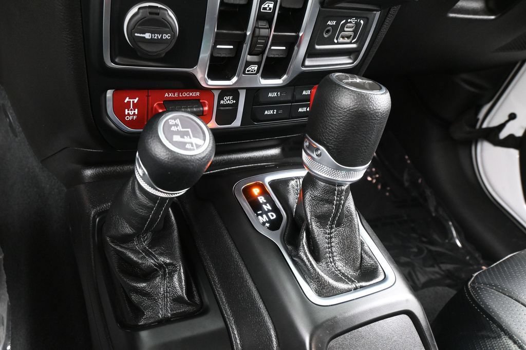 Used 2024 Jeep Gladiator Sport AWD/4WD image 19