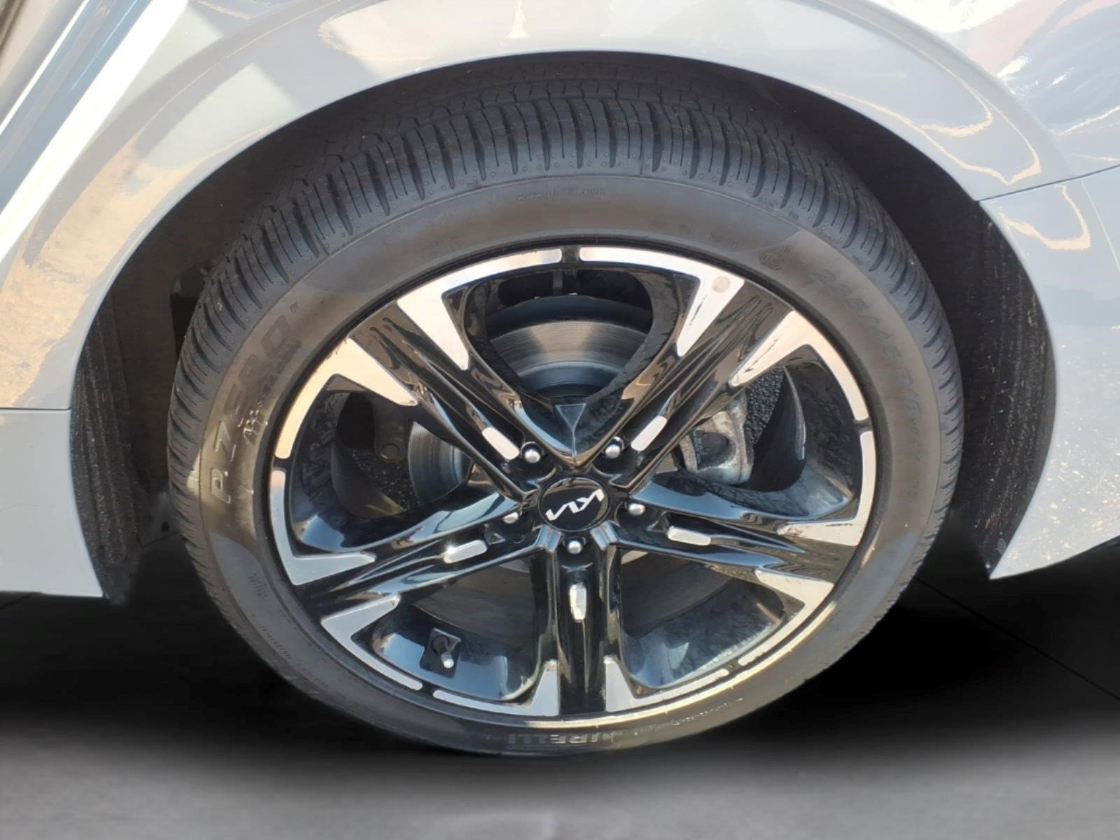 Used 2023 Kia K5 GT-Line image 16
