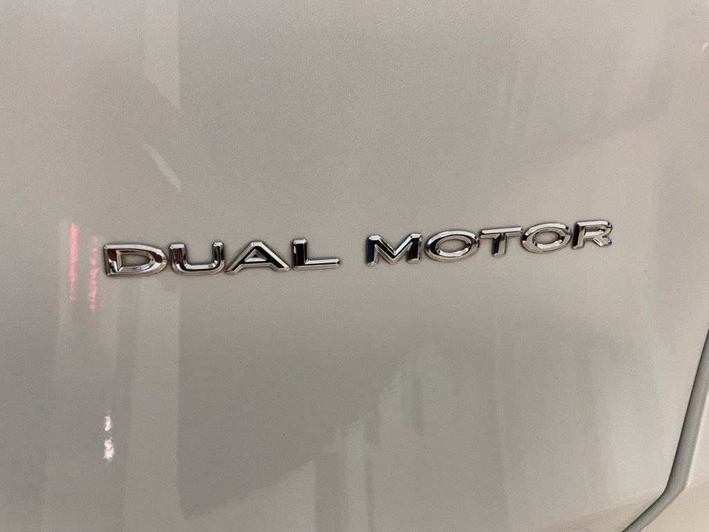 Used 2022 Tesla Model Y Long Range AWD/4WD image 20