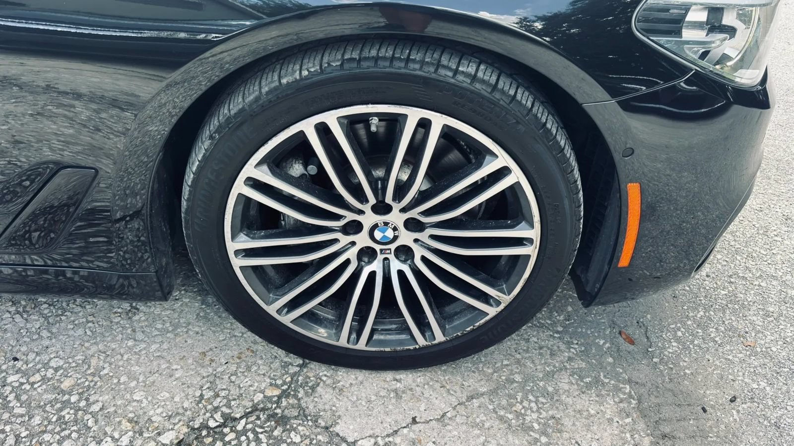 Used 2018 BMW 530i xDrive AWD/4WD image 24