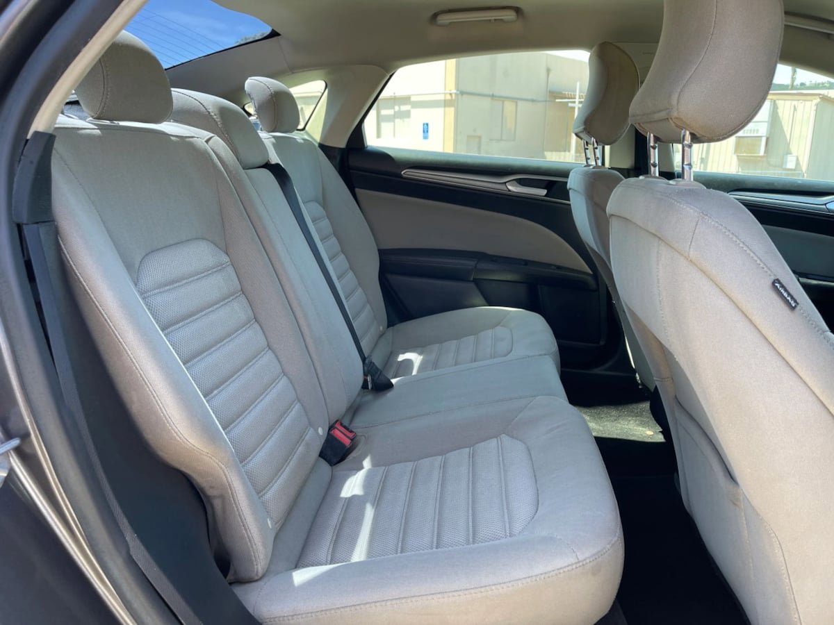 Used 2017 Ford Fusion S FWD image 22