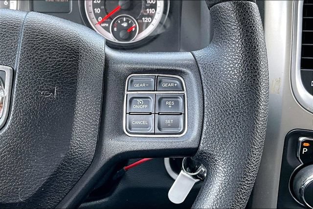 Used 2015 RAM 1500 Classic SLT RWD image 12