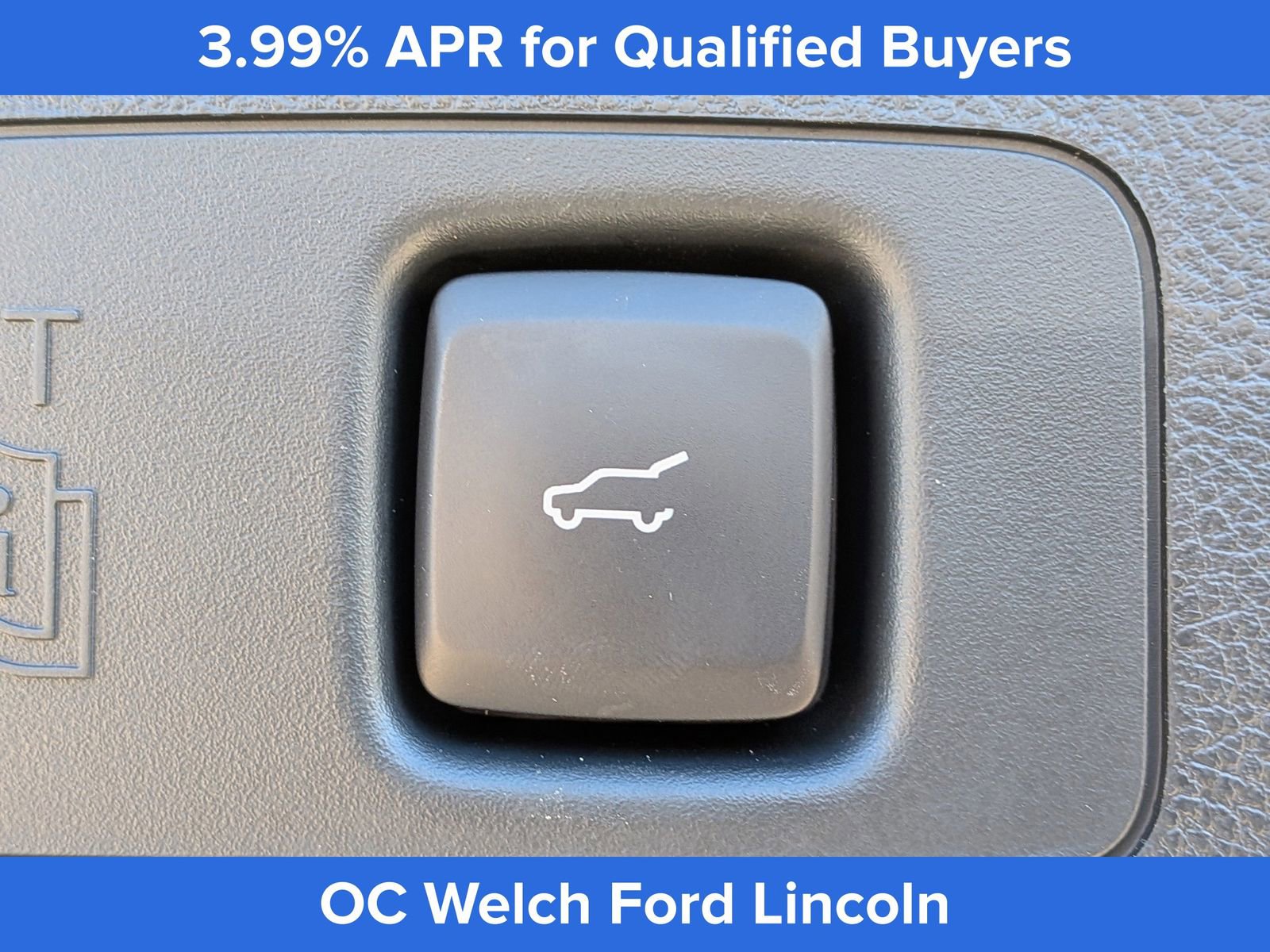 Used 2025 Lincoln Corsair FWD w/ Equipment Group 101A image 16