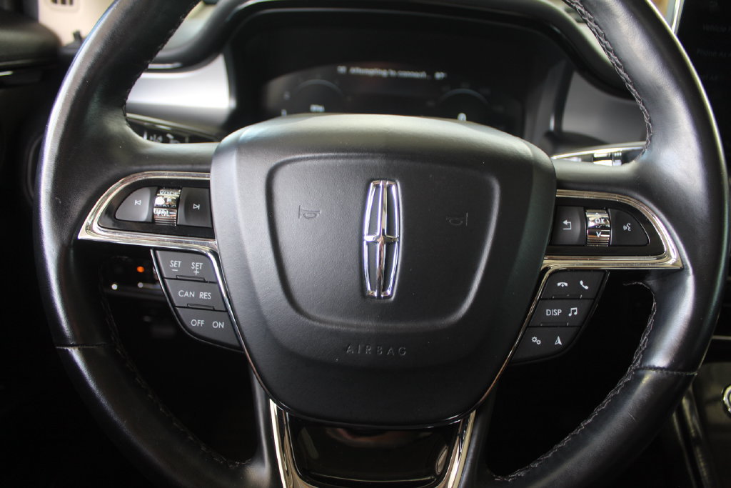 Used 2023 Lincoln Nautilus Reserve w/ Monochromatic Package AWD/4WD image 21