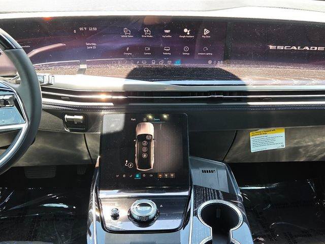 New 2026 Cadillac Escalade IQL Sport 1 w/ LPO, ONYX Package AWD/4WD image 17