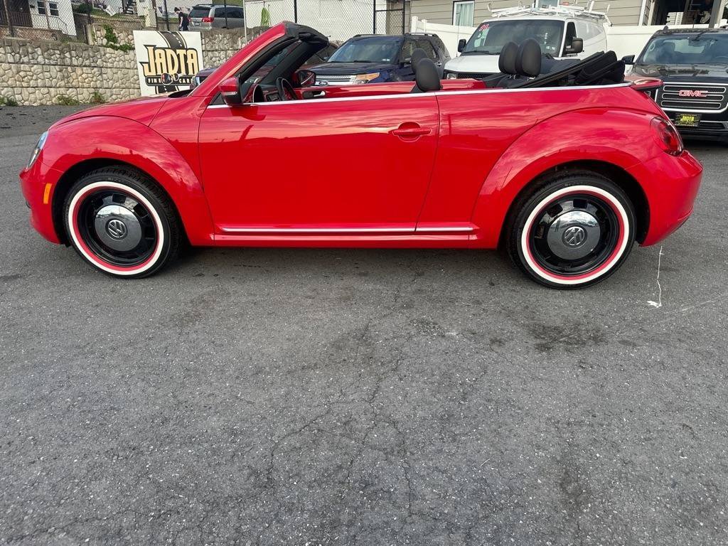 Used 2013 Volkswagen Beetle 2.5 FWD image 21