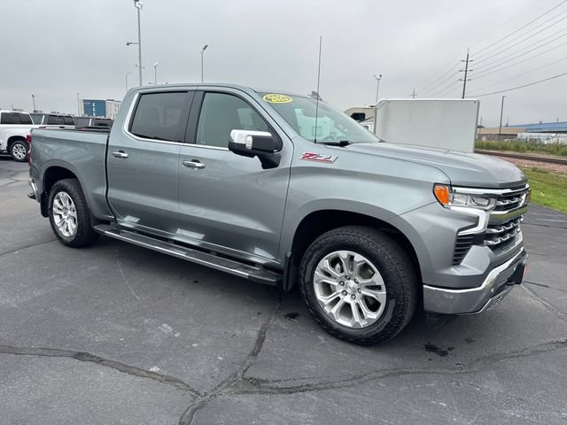 Used 2023 Chevrolet Silverado 1500 LTZ AWD/4WD image 7