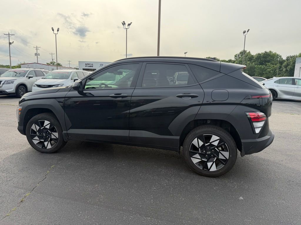 Used 2025 Hyundai Kona SEL AWD/4WD image 9