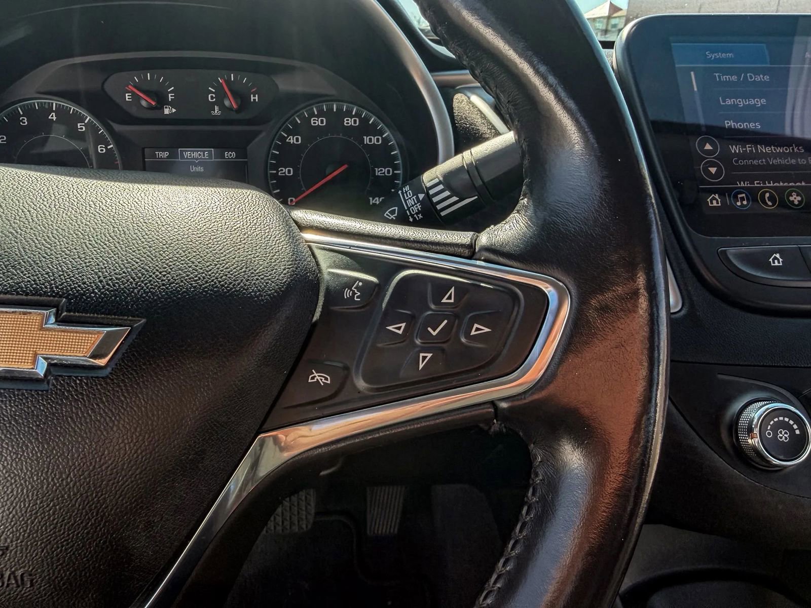 Used 2021 Chevrolet Malibu RS FWD image 30