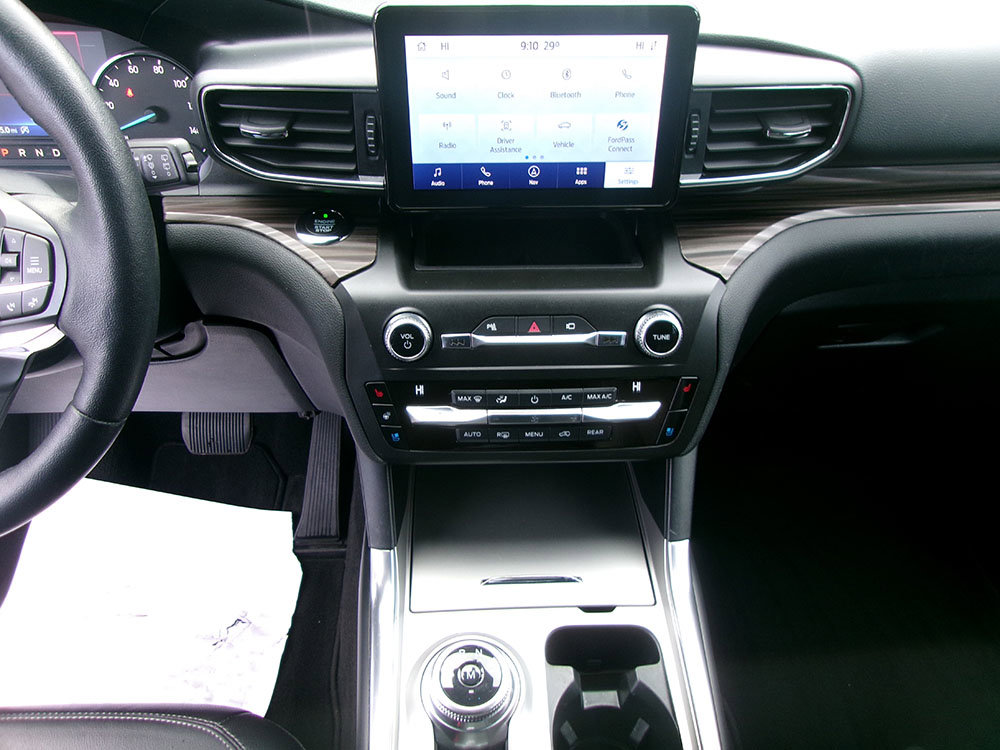 Used 2020 Ford Explorer Limited image 18