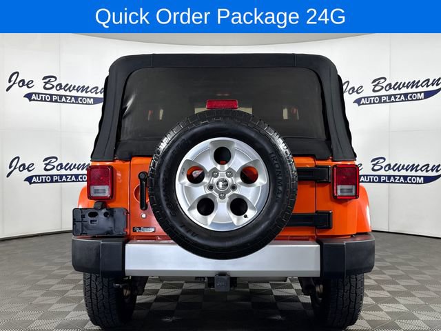 Used 2015 Jeep Wrangler Sahara w/ Connectivity Group AWD/4WD image 7