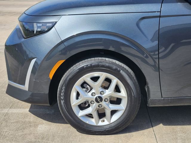 Used 2025 Kia Soul LX image 8