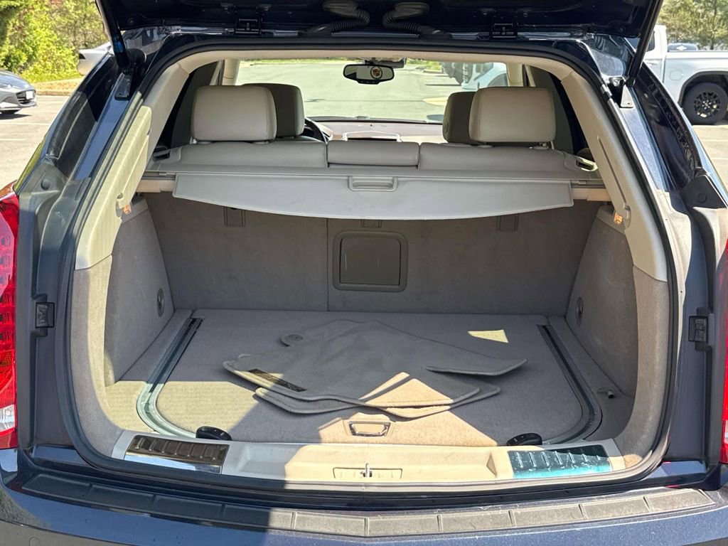 Used 2014 Cadillac SRX Luxury w/ Driver Awareness Package image 25