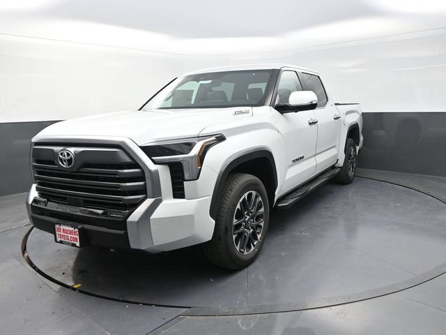 Used 2025 Toyota Tundra Limited AWD/4WD image 6