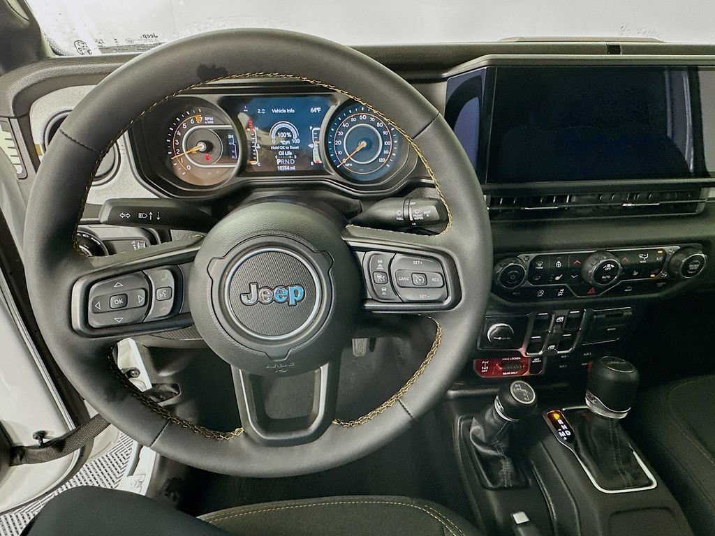 Used 2024 Jeep Gladiator Sport image 11