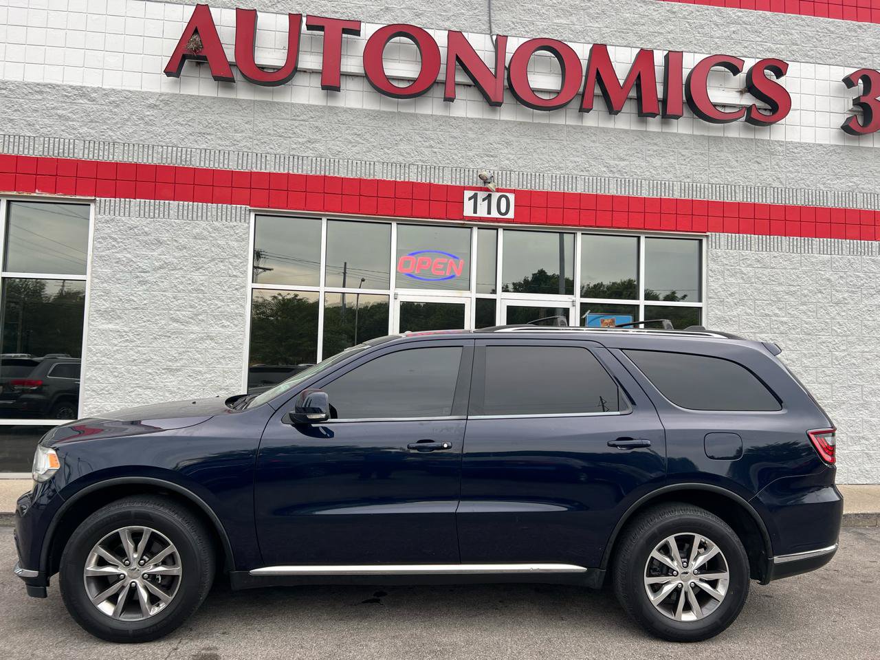 Used 2016 Dodge Durango Limited w/ Nav & Power Liftgate Group AWD/4WD image 3