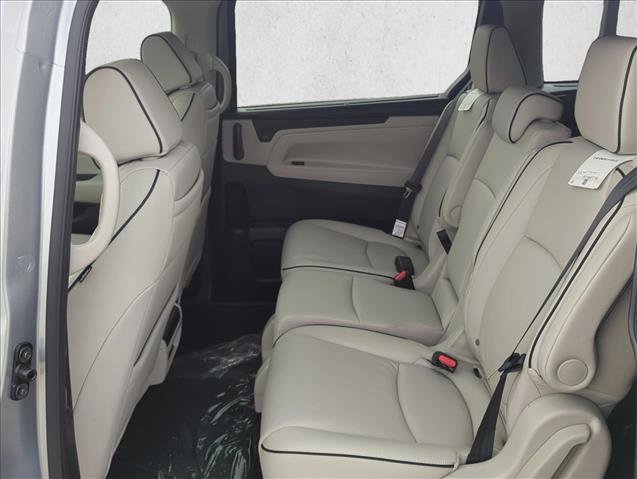 New 2026 Honda Odyssey Touring image 14