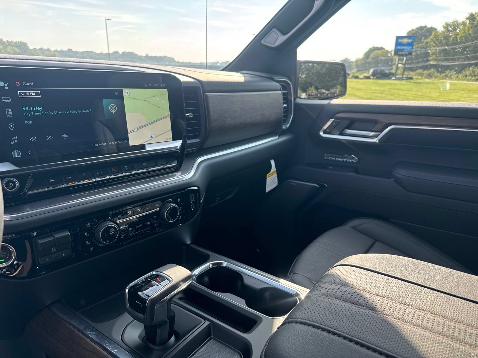 New 2026 Chevrolet Silverado 1500 High Country w/ High Country Premium Package AWD/4WD image 23