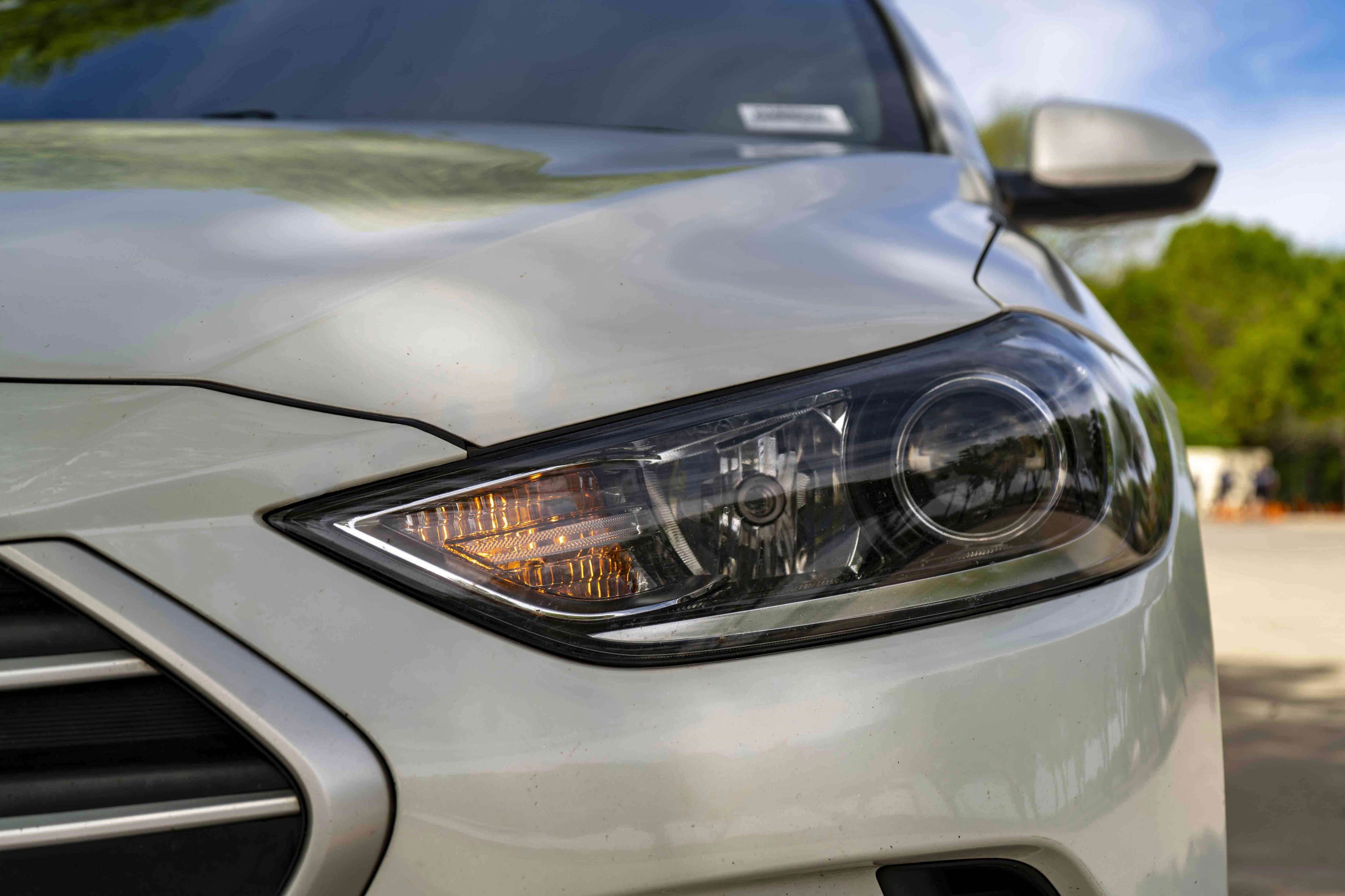 Used 2017 Hyundai Elantra SE image 11