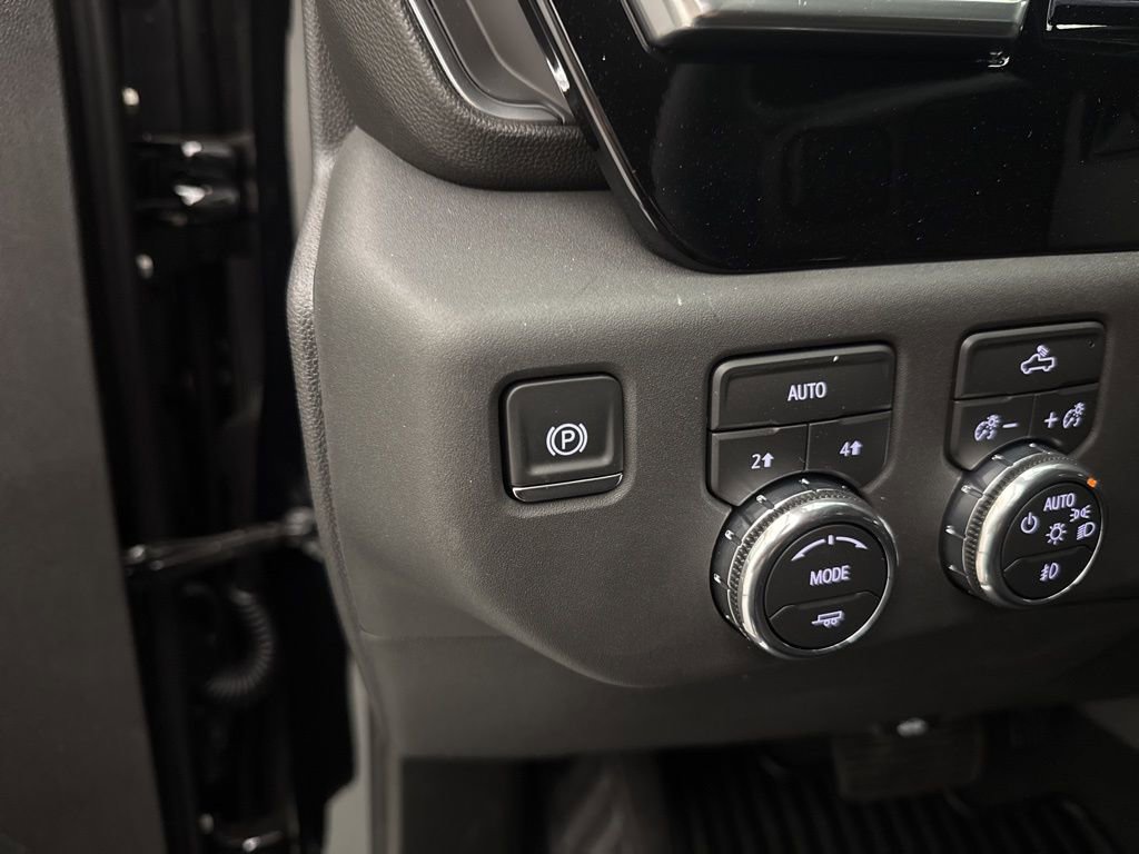 New 2026 GMC Sierra 1500 Elevation image 22