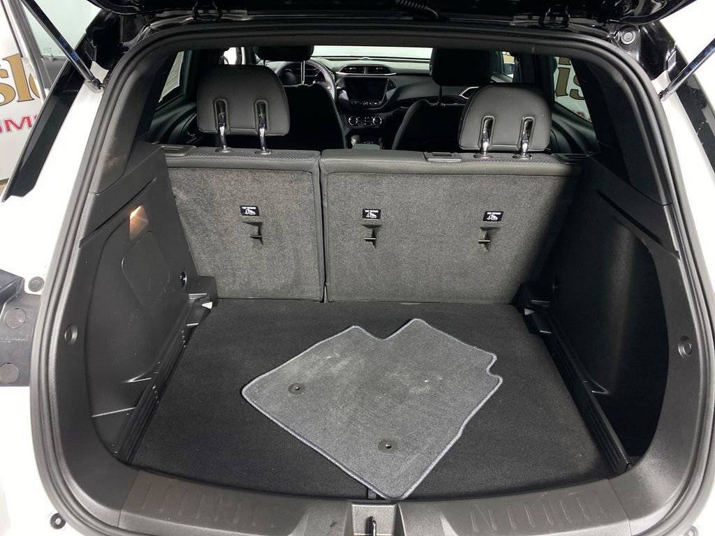 Used 2023 Chevrolet TrailBlazer RS w/ Convenience Package image 22