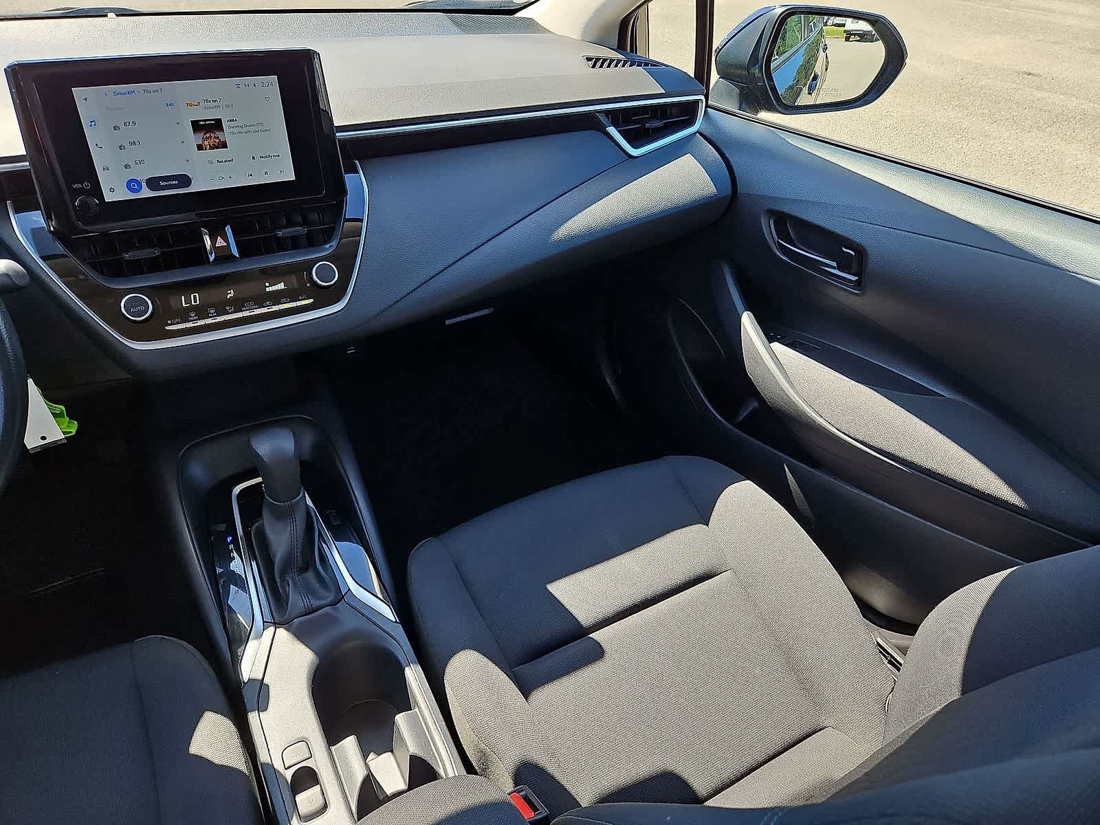 Used 2024 Toyota Corolla LE FWD image 12