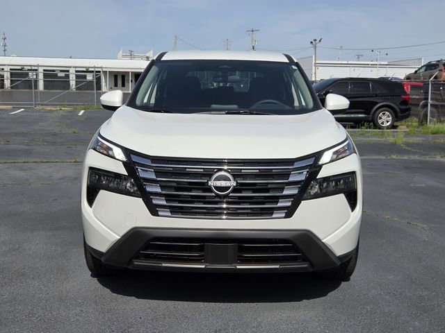 Used 2026 Nissan Rogue SV w/ Cold Weather Package FWD image 8