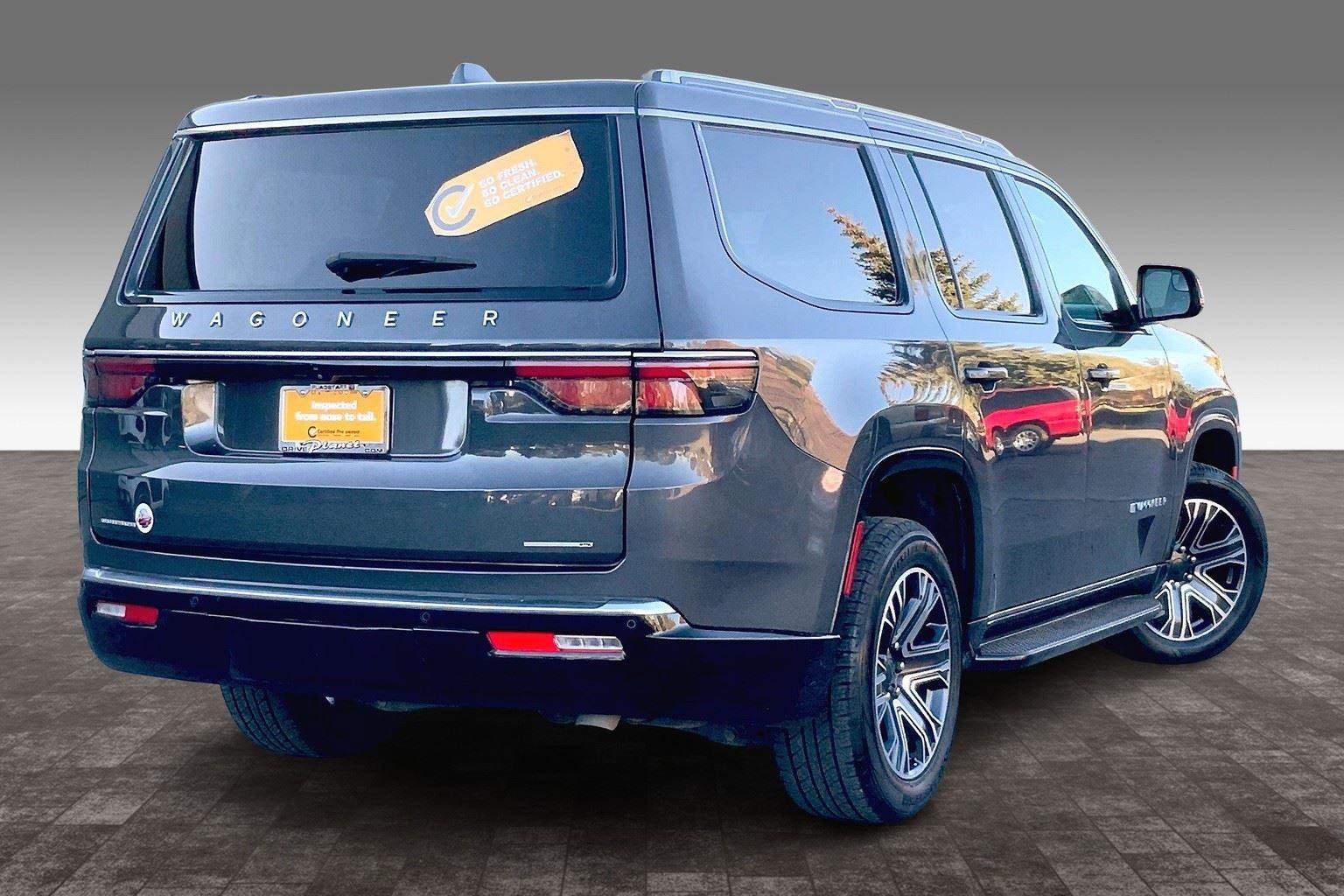 Used 2022 Jeep Wagoneer Series III w/ Flexible Seating Group image 13