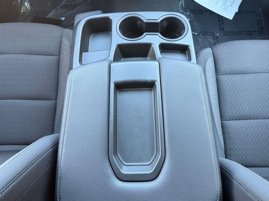 Used 2024 GMC Sierra 1500 Elevation image 29