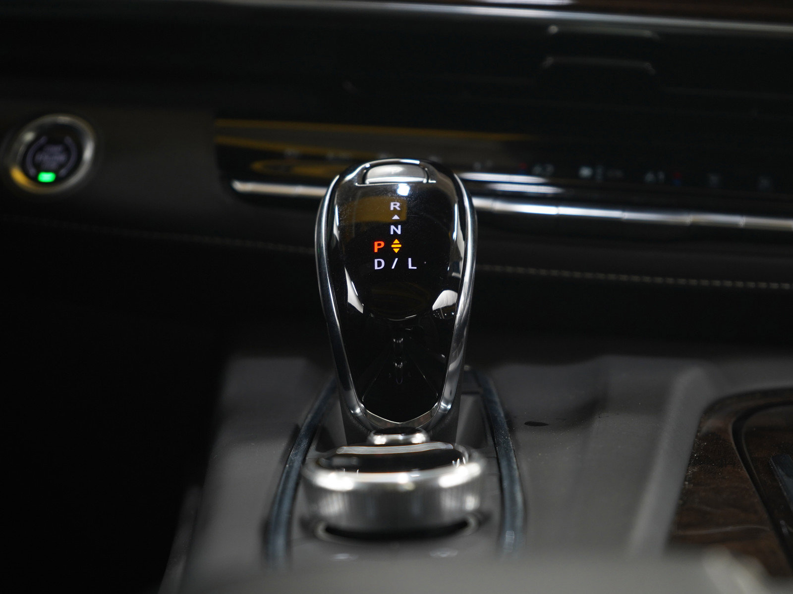 Used 2021 Cadillac Escalade ESV Sport Platinum image 22