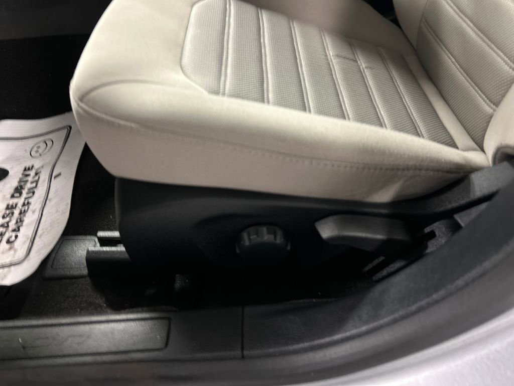 Used 2020 Ford Fusion S image 12