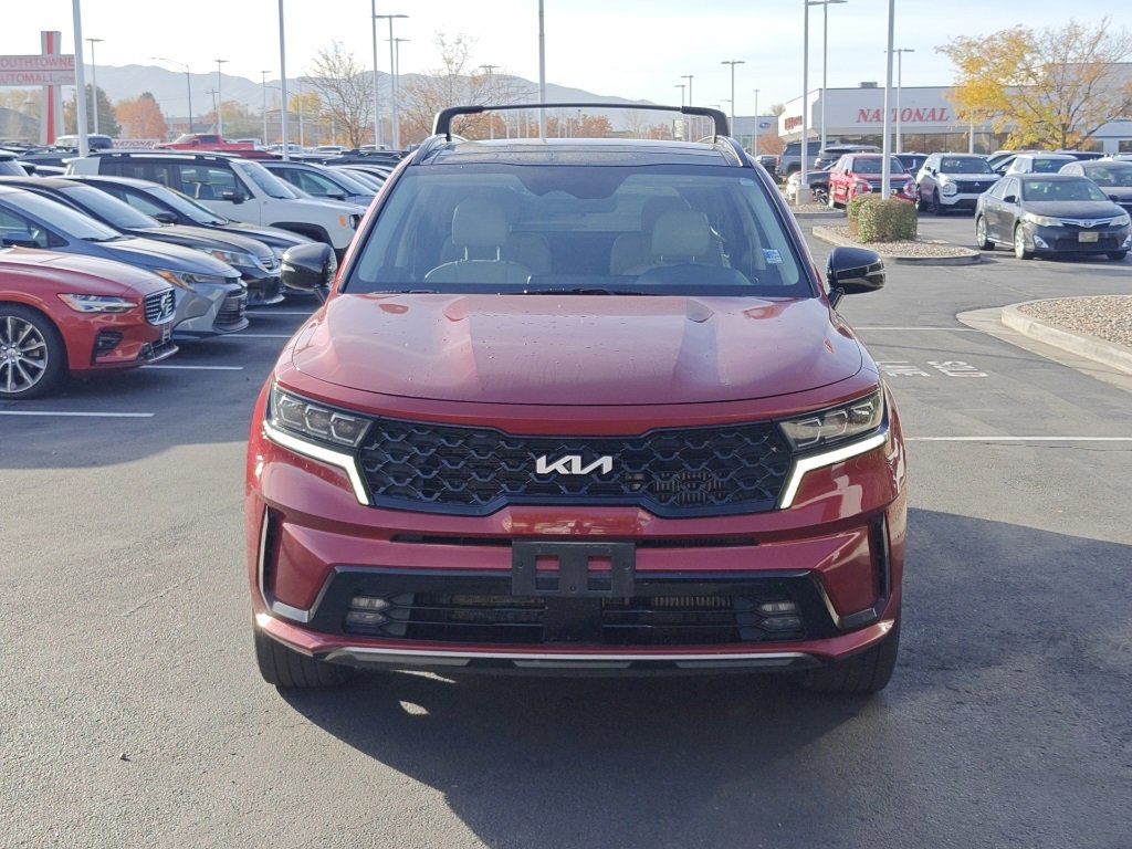 Used 2022 Kia Sorento SX image 2