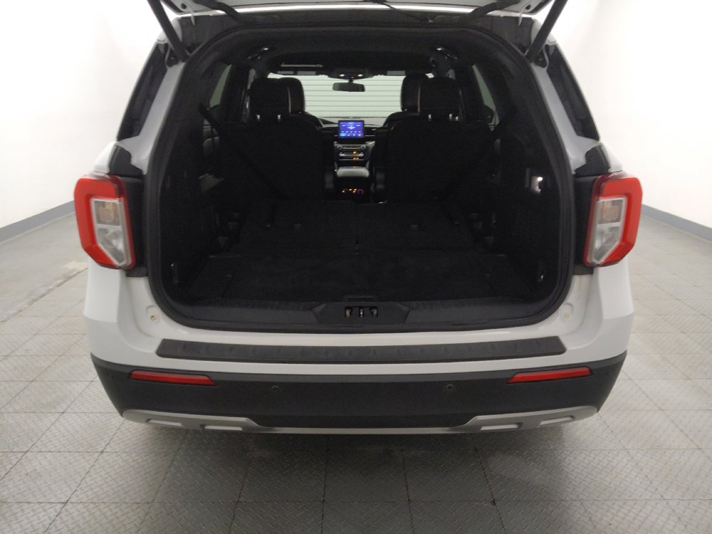 Used 2020 Ford Explorer XLT w/ Equipment Group 202A image 29
