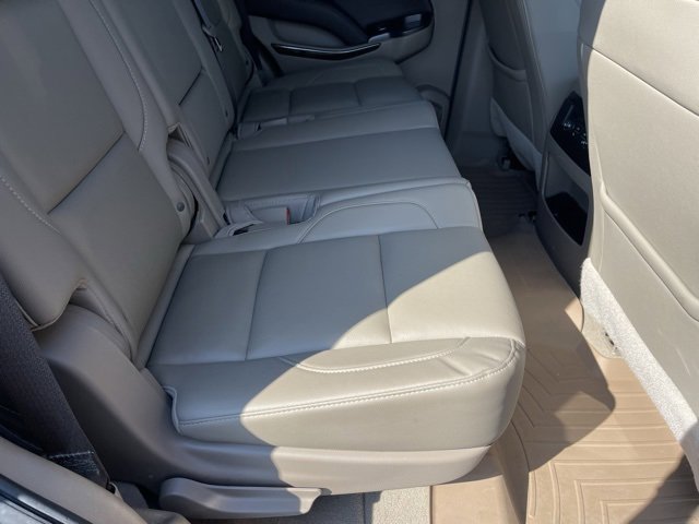 Used 2019 Chevrolet Tahoe LT w/ Luxury Package image 9