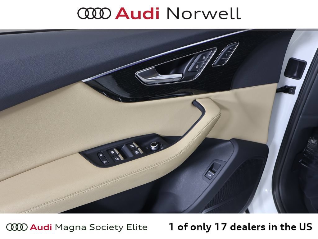 Used 2023 Audi Q7 3.0T Prestige AWD/4WD image 23