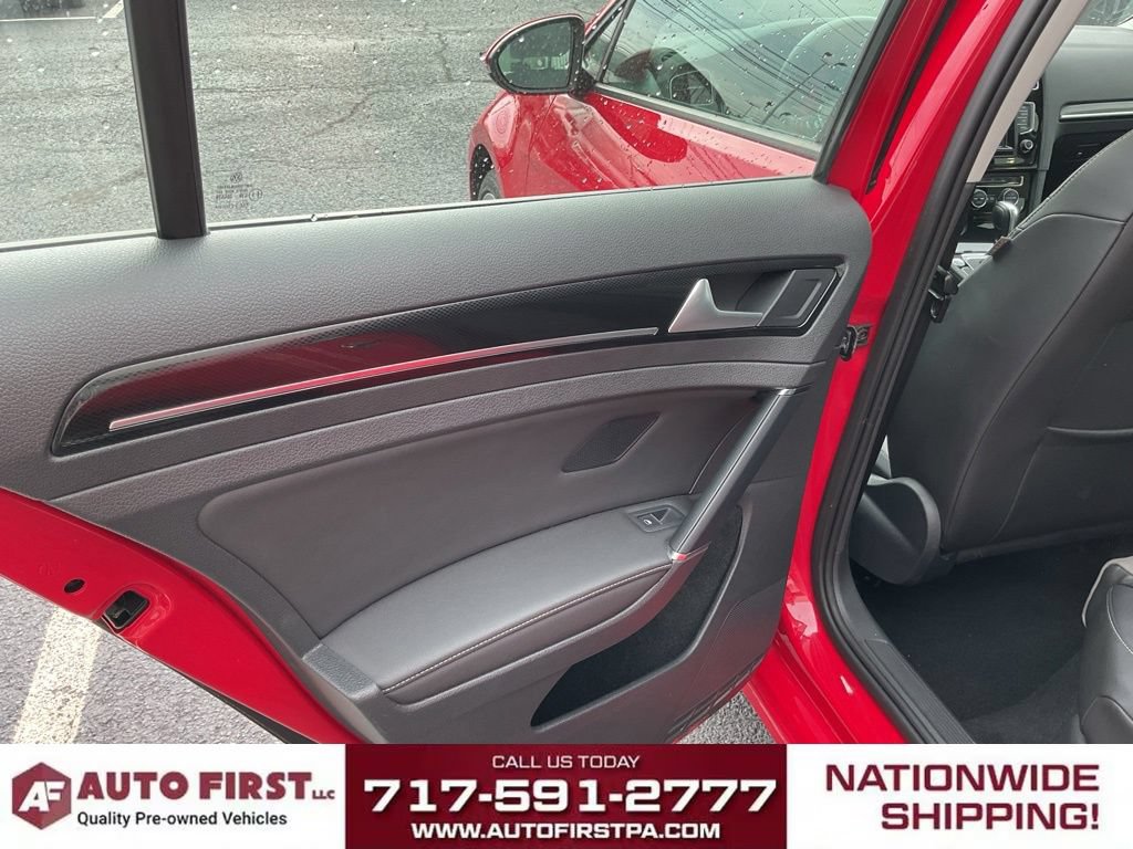 Used 2015 Volkswagen Golf TDI S FWD image 9