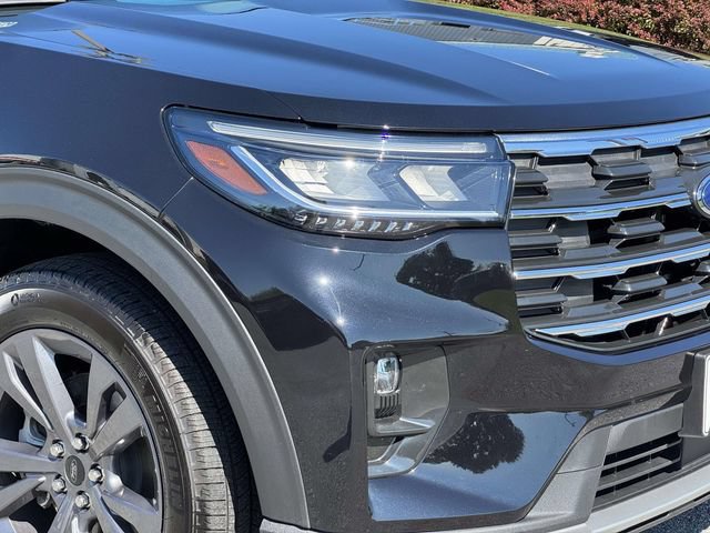 Used 2026 Ford Explorer Active w/ Active Comfort Package AWD/4WD image 7