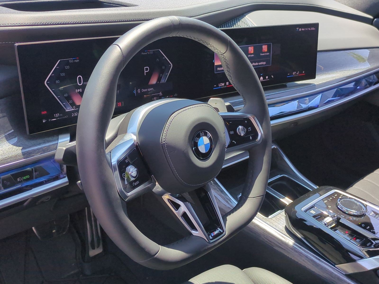 Certified 2025 BMW 760i xDrive w/ Luxury Rear Seating Package AWD/4WD image 17