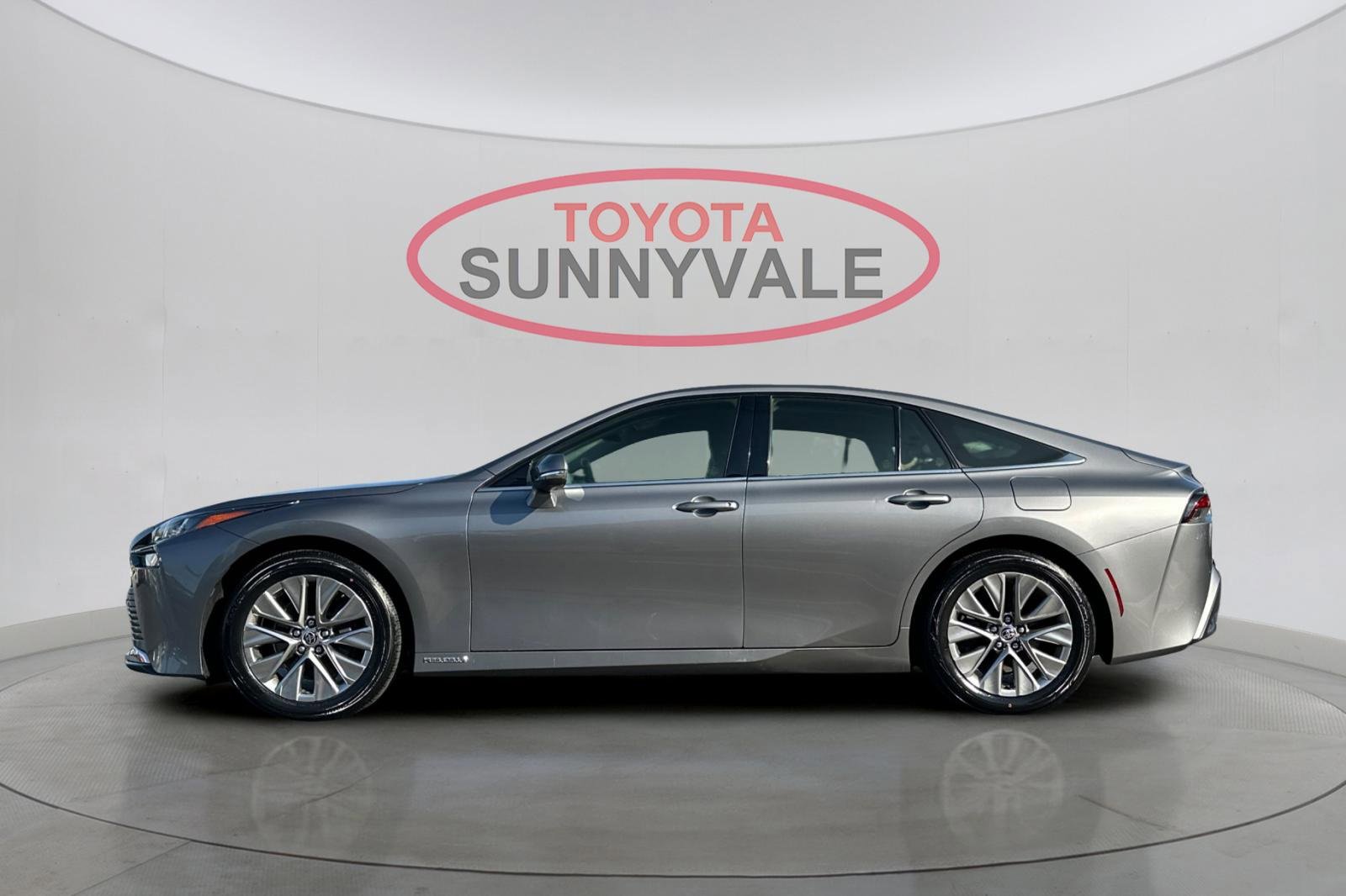 Certified 2022 Toyota Mirai XLE image 6