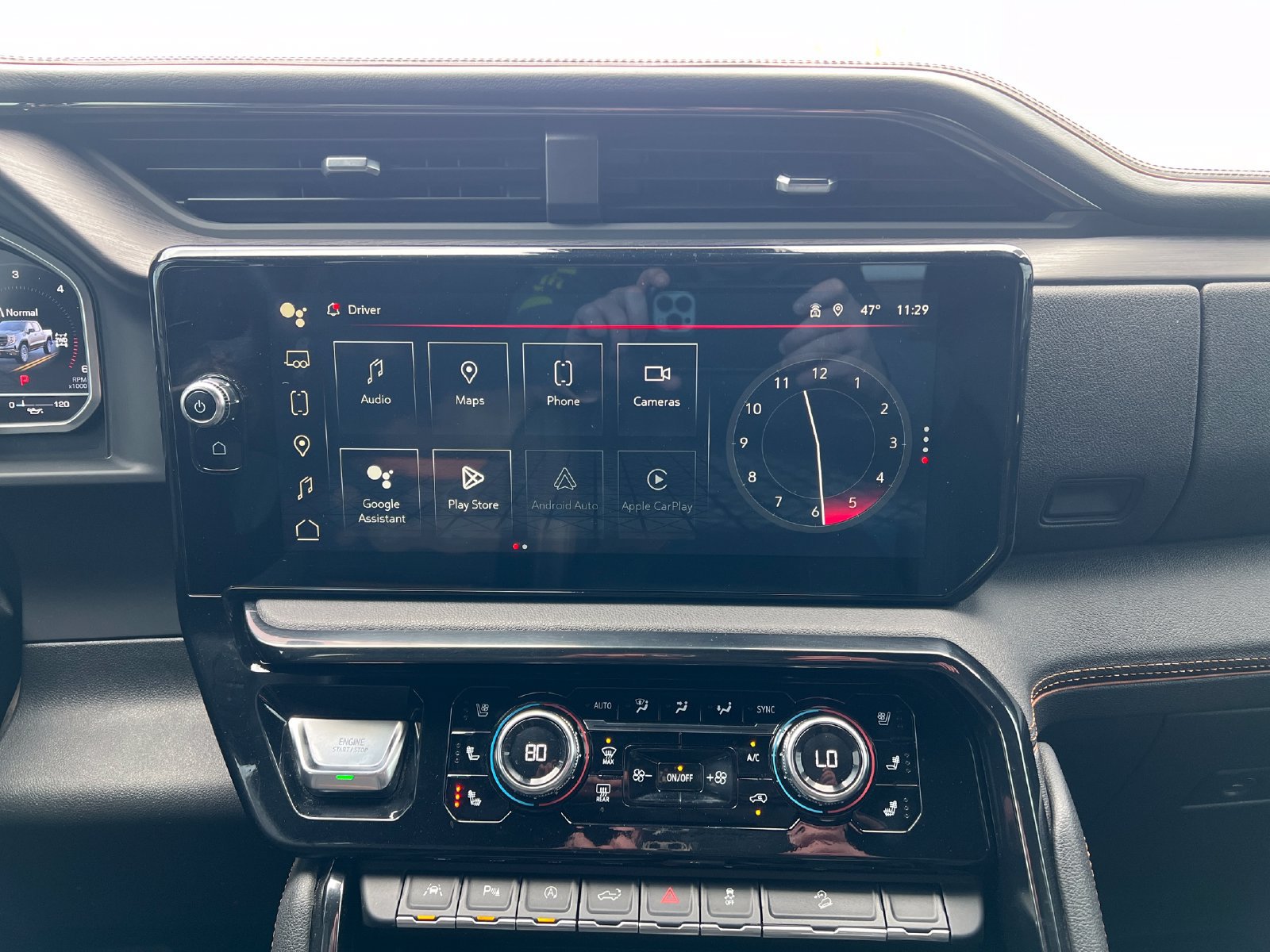 Used 2023 GMC Sierra 1500 AT4 w/ Technology Package AWD/4WD image 25