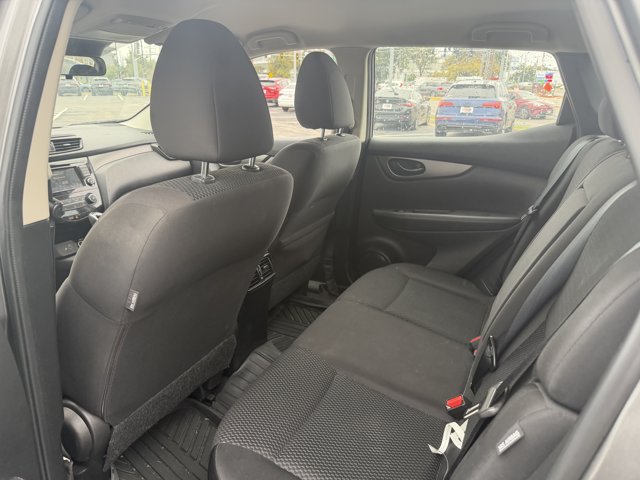 Used 2020 Nissan Rogue Sport S w/ Appearance Package FWD image 5