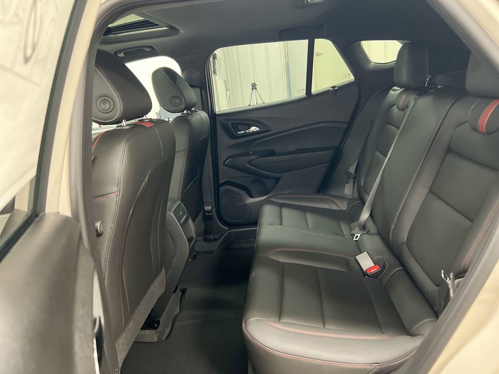 New 2026 Chevrolet Trax RS w/ Sunroof Package image 23