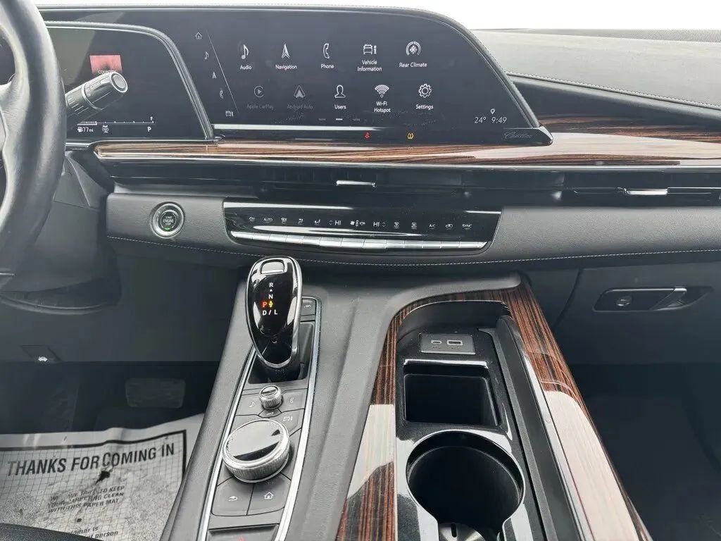 Used 2021 Cadillac Escalade Premium Luxury w/ Driver Assist Tech Package image 30