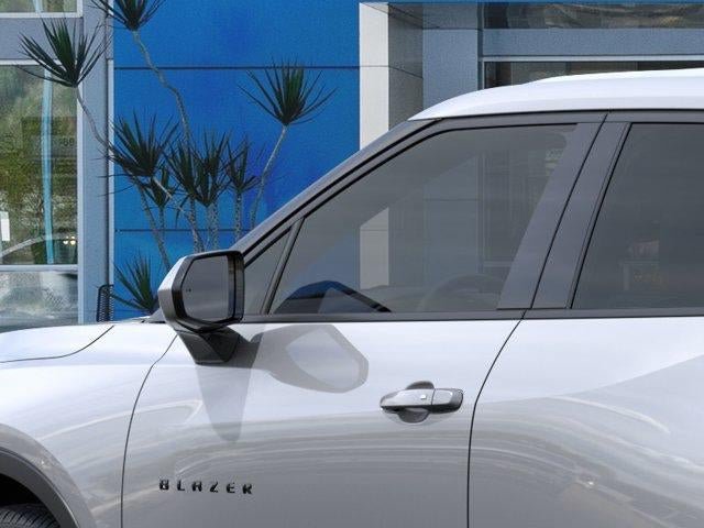 New 2026 Chevrolet Blazer LT w/ LPO, Black Sport Package FWD image 12