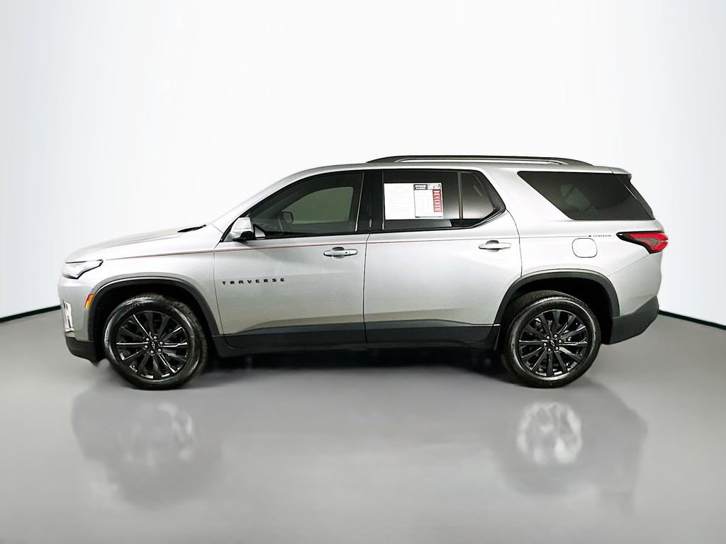 Used 2023 Chevrolet Traverse RS FWD image 5