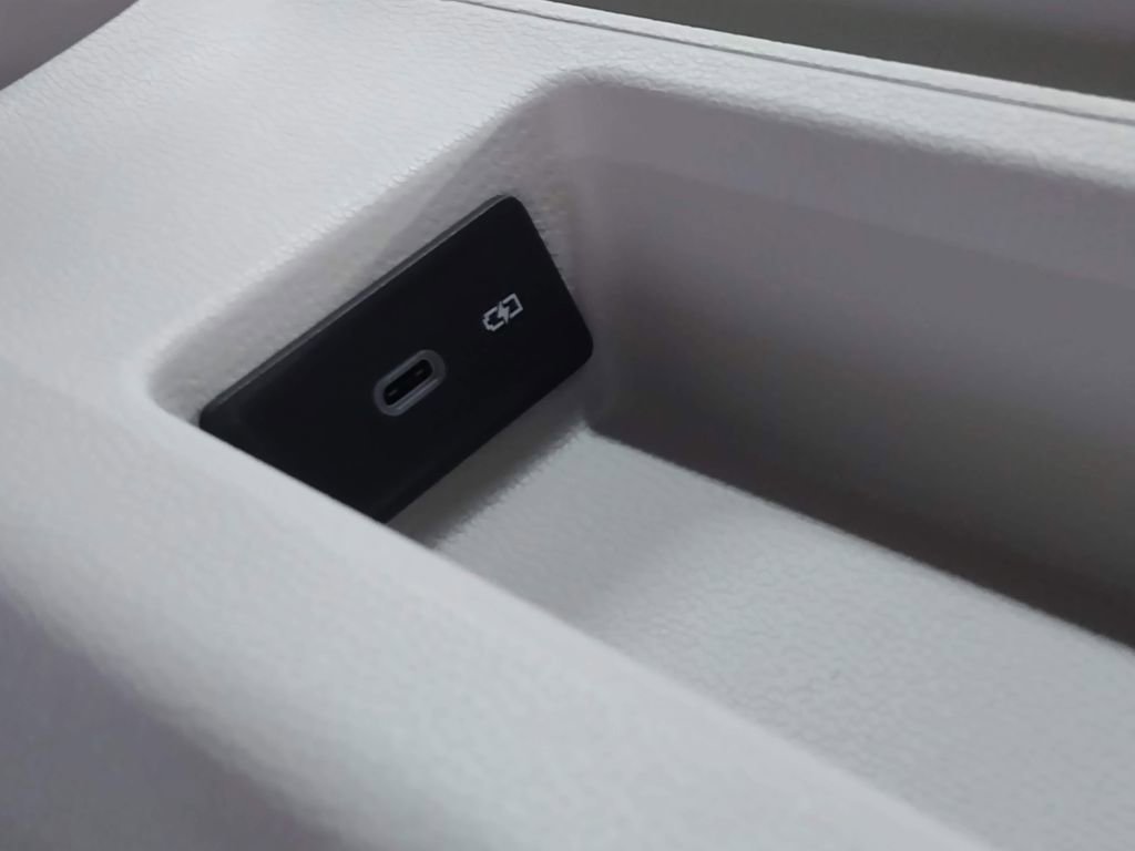 New 2025 Volkswagen ID. Buzz 1st Edition image 20