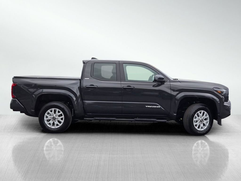 Used 2025 Toyota Tacoma SR5 image 3