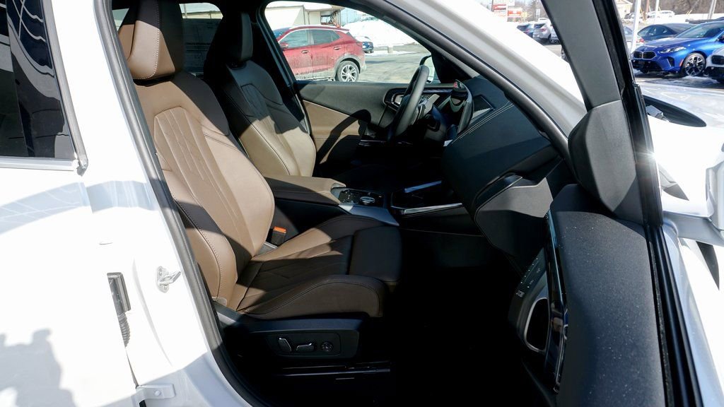 New 2026 BMW X3 xDrive30 w/ Premium Package image 10