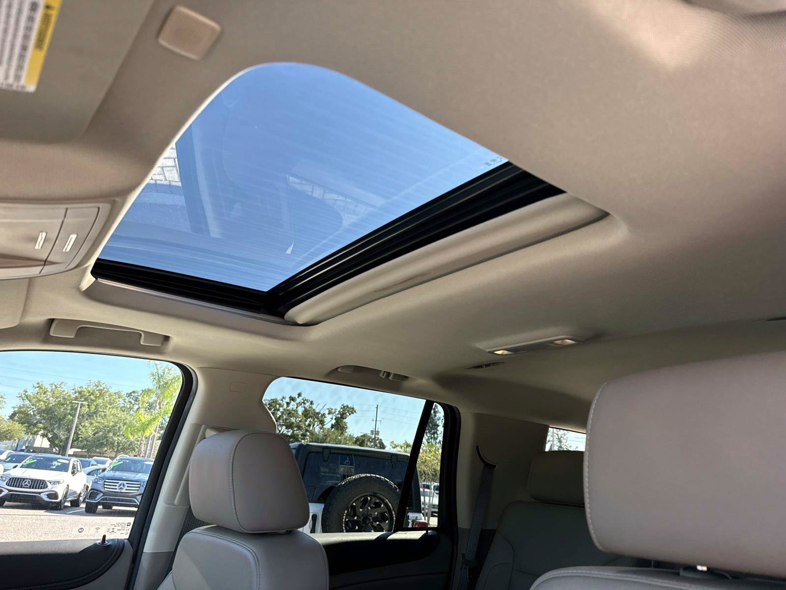 Used 2020 GMC Yukon SLT RWD image 24